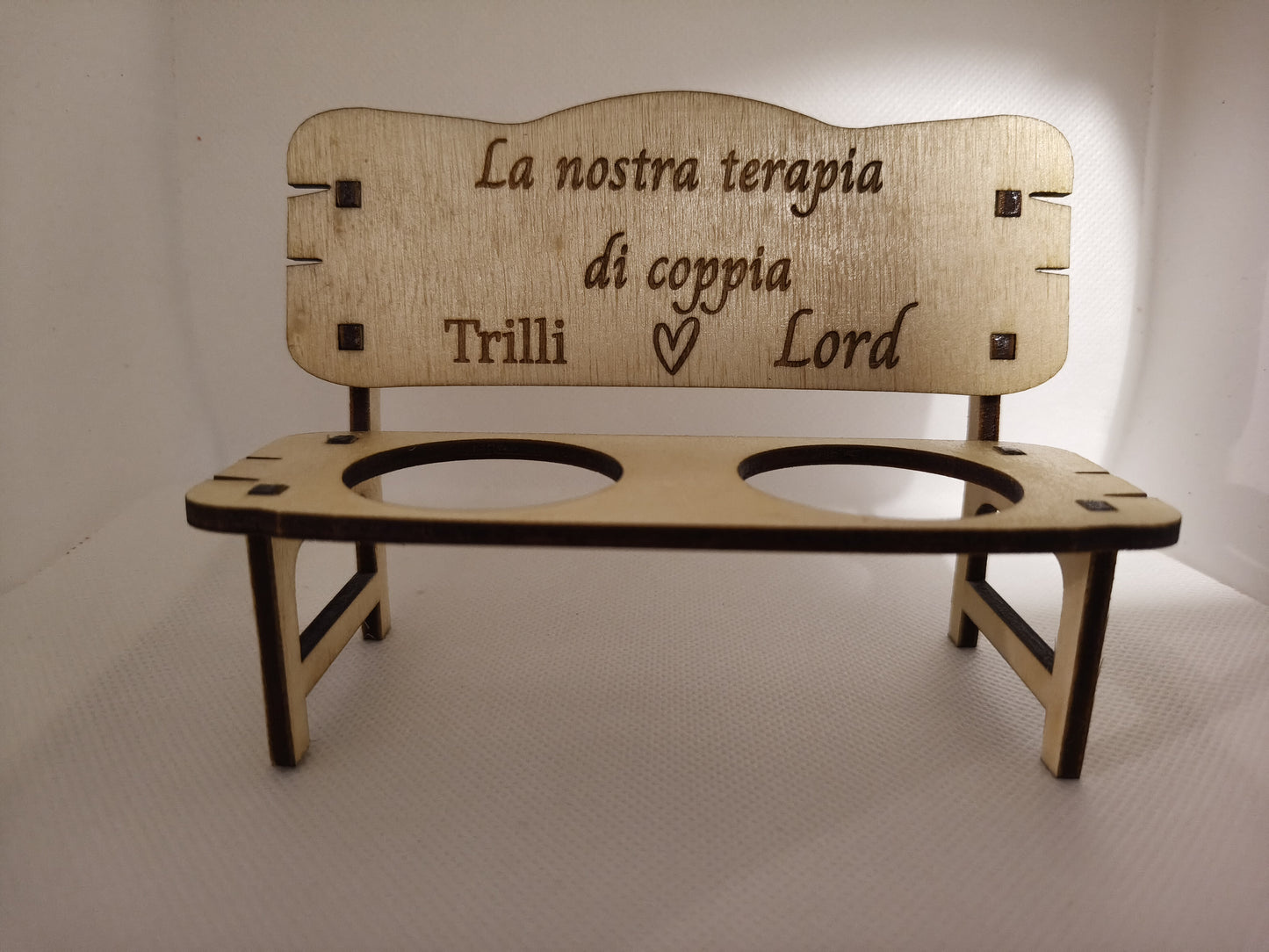 Porta Bicchieri in Legno Personalizzato per Coppia